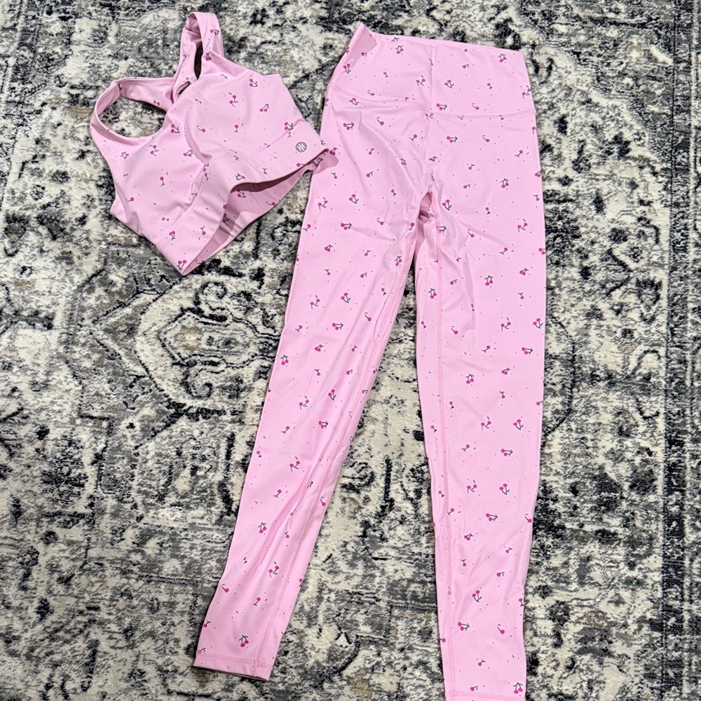 Pink Floral Women's Activewear Set